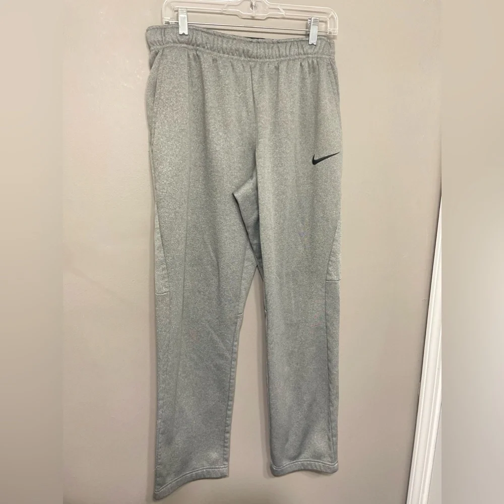 Nike Training Dri-Fit Sweatpants Dark Gray 932253-063 Men's Size‎ Medium